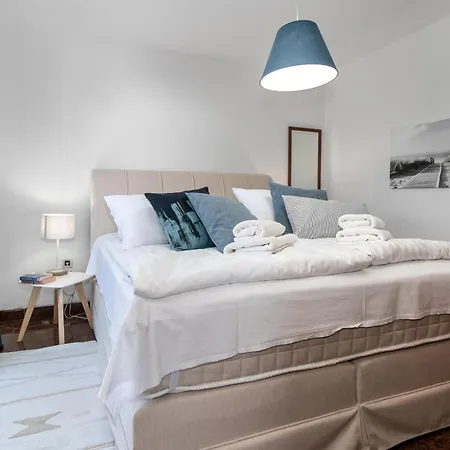 Amazing In Apartament